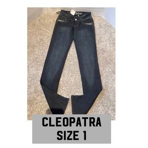 ❤️Nwt CleoPatra Low Rise Dark Wash Skinny Jeans with stretch Size 1